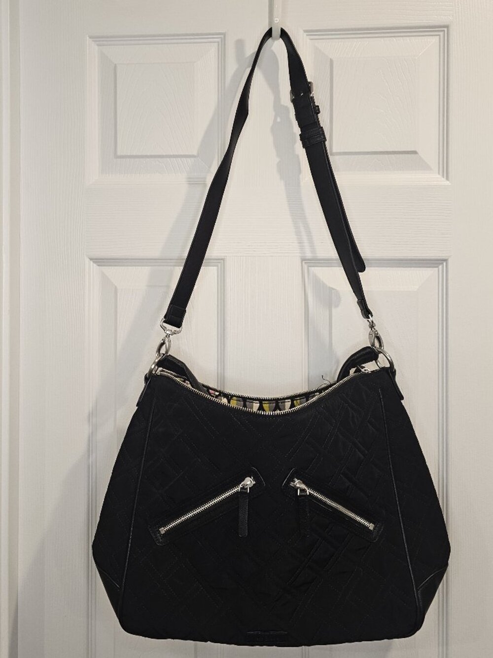 NWOT Vera Bradley Vivian Hobo Bag Classic Black Shoulder Crossbody Hipster Purse
